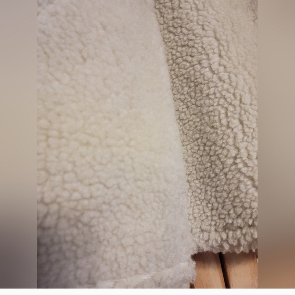 Charter Club cream faux suede leather look outer lined vest size womens small - Picture 2 of 4